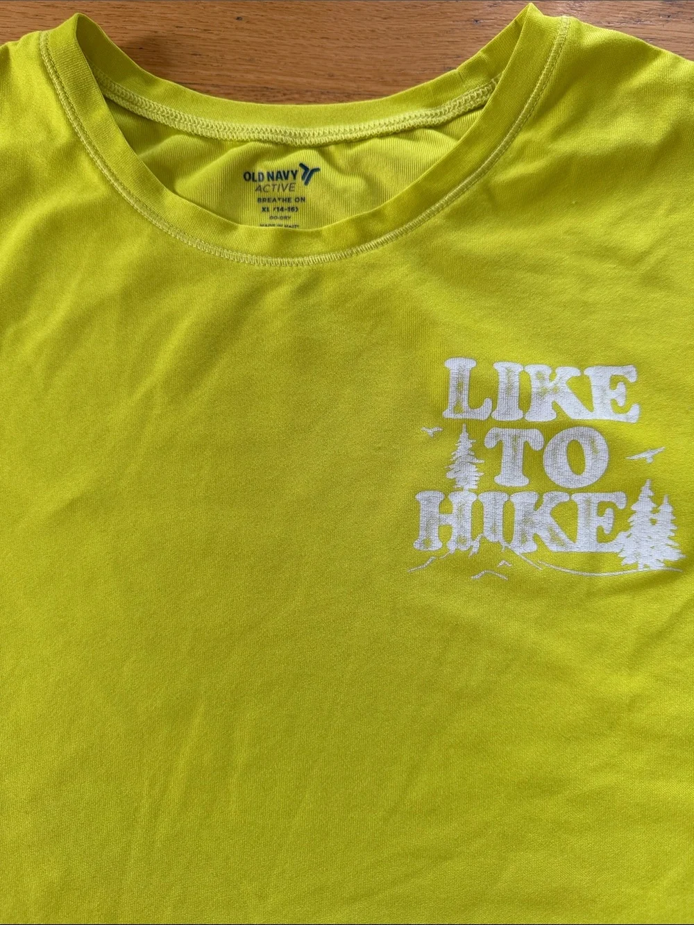 Girls  Old Navy Active crop tee